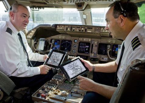 Коммерческая авиация эффективно использует iPad в своей работе.